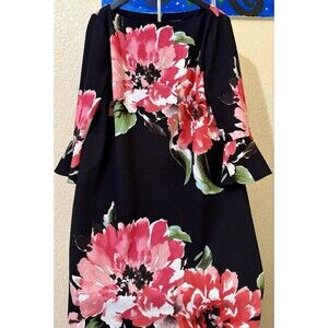 Tahari by ASL Size 16 Bell-Sleeve Floral Scuba Crepe Shift Dress